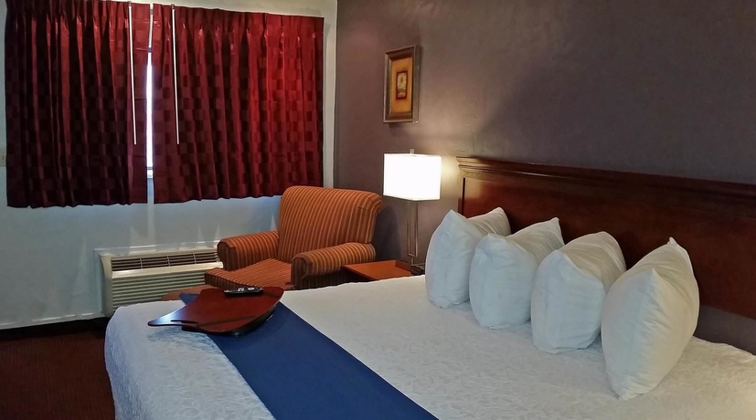 Imagen de la habitación del Hotel Americas Best Value Inn Oklahoma City /bricktown. Foto 10