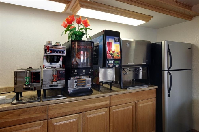Imagen del bar/restaurante del Hotel Americas Best Value Inn Oklahoma City /bricktown. Foto 4