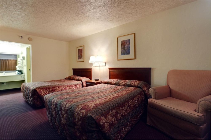 Imagen de la habitación del Hotel Americas Best Value Inn Oklahoma City /bricktown. Foto 13