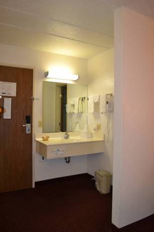 Imagen de la habitación del Hotel Americas Best Value Inn - Omaha. Foto 4
