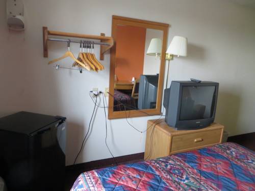 Imagen de la habitación del Hotel Americas Best Value Inn - Omaha. Foto 10