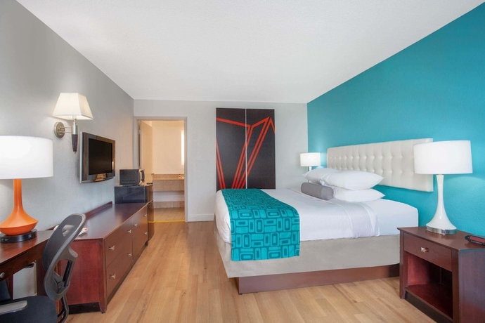 Imagen de la habitación del Hotel Americas Best Value Inn Orlando, FL. Foto 2