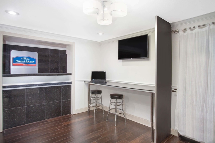 Imagen de los interiores del Hotel Americas Best Value Inn Orlando, FL. Foto 19