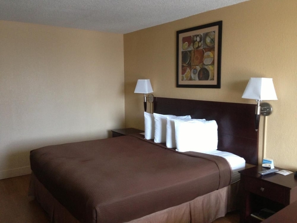 Imagen de la habitación del Hotel Americas Best Value Inn Orlando, FL. Foto 11