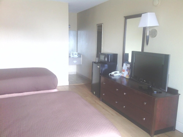 Imagen de la habitación del Hotel Americas Best Value Inn Orlando, FL. Foto 13