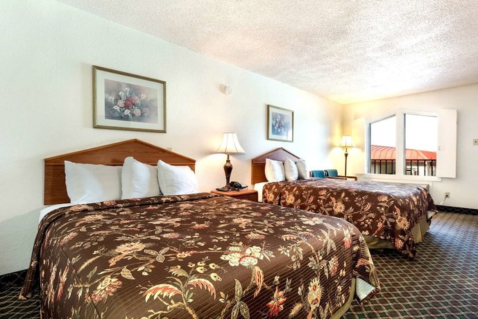 Imagen de la habitación del Hotel Americas Best Value Inn Paris. Foto 7