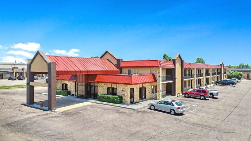 Imagen general del Hotel Americas Best Value Inn Paris. Foto 1