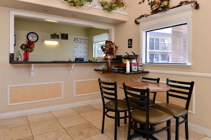 Imagen de los interiores del Hotel Americas Best Value Inn Pasadena Arcadia. Foto 15