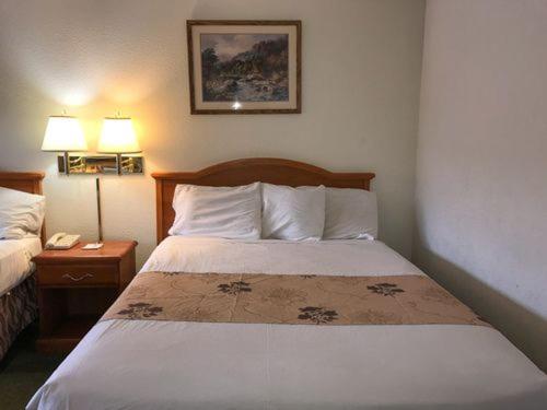 Imagen de la habitación del Hotel Americas Best Value Inn Pendleton. Foto 16