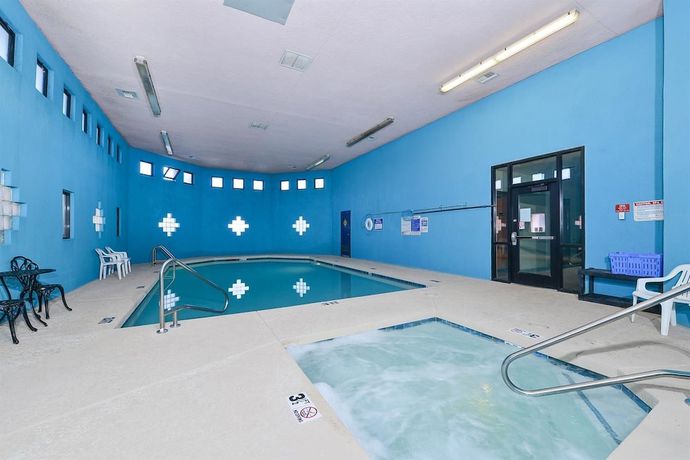 Imagen de la piscina del Hotel Americas Best Value Inn Prescott Valley. Foto 14