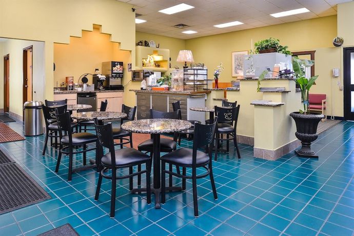 Imagen del bar/restaurante del Hotel Americas Best Value Inn Prescott Valley. Foto 3