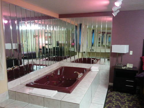 Imagen de la habitación del Hotel Americas Best Value Inn Providence North Scituate. Foto 6