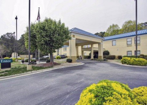Imagen general del Hotel Americas Best Value Inn Raleigh. Foto 3