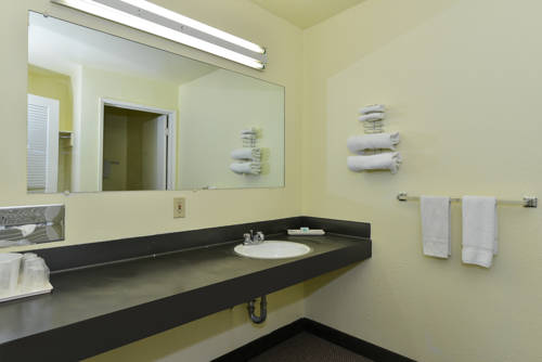 Imagen de la habitación del Hotel Americas Best Value Inn Red Bluff. Foto 9