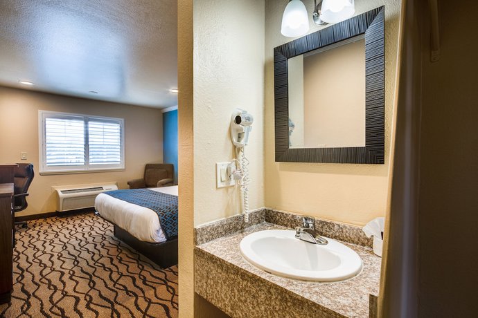 Imagen de la habitación del Hotel Americas Best Value Inn Richmond San Francisco. Foto 10