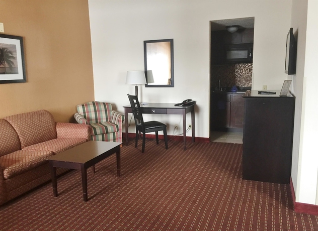 Imagen de la habitación del Hotel Americas Best Value Inn Romulus Detroit Airport. Foto 12