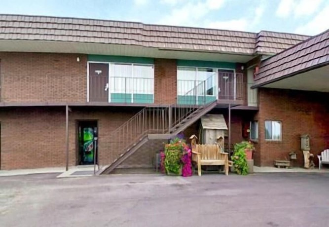 Imagen general del Hotel Americas Best Value Inn Roosevelt Ballard. Foto 3