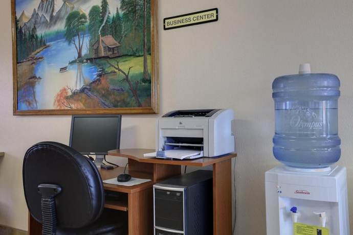 Imagen de los interiores del Hotel Americas Best Value Inn Roosevelt Ballard. Foto 19