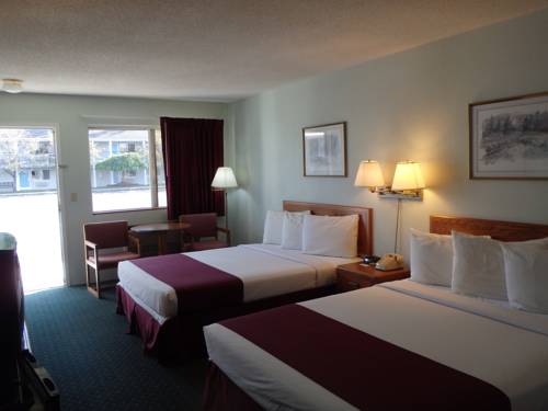 Imagen de la habitación del Hotel Americas Best Value Inn Saint Ignace. Foto 11