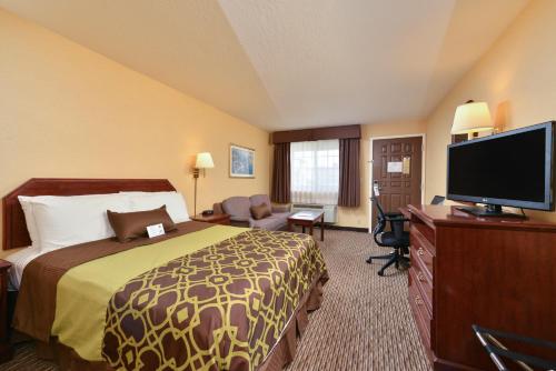 Imagen de la habitación del Hotel Americas Best Value Inn San Jose Convention Center. Foto 18