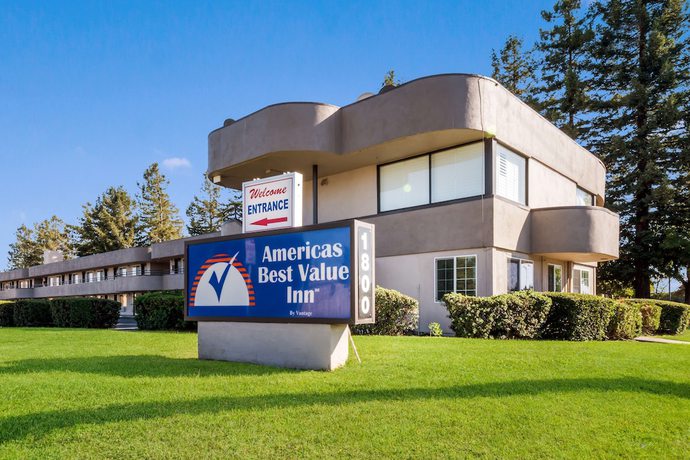Imagen general del Hotel Americas Best Value Inn Santa Rosa, CA. Foto 1