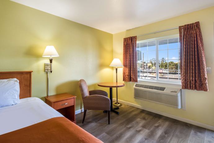 Imagen de la habitación del Hotel Americas Best Value Inn Santa Rosa, CA. Foto 4