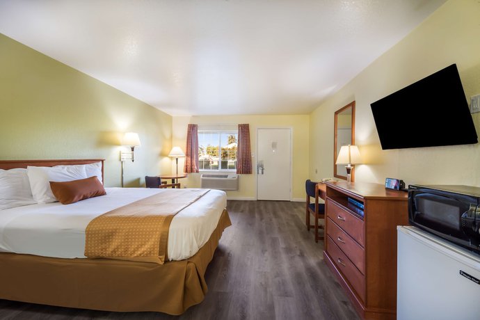 Imagen de la habitación del Hotel Americas Best Value Inn Santa Rosa, CA. Foto 18
