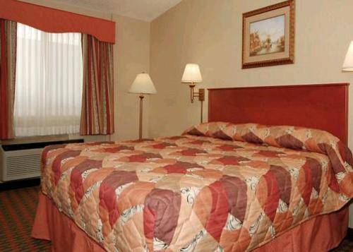 Imagen de la habitación del Hotel Americas Best Value Inn Smithtown/long Island. Foto 3