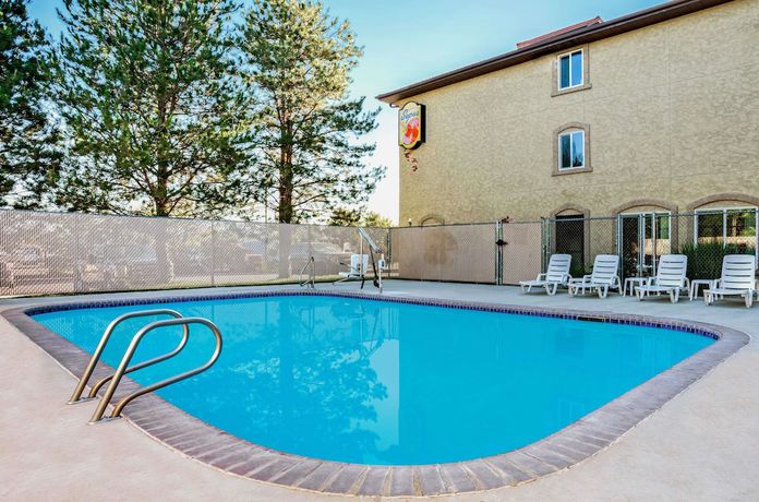Imagen de la piscina del Hotel Americas Best Value Inn Sparks. Foto 16