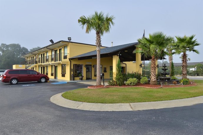 Imagen general del Hotel Americas Best Value Inn St. George, SC. Foto 1