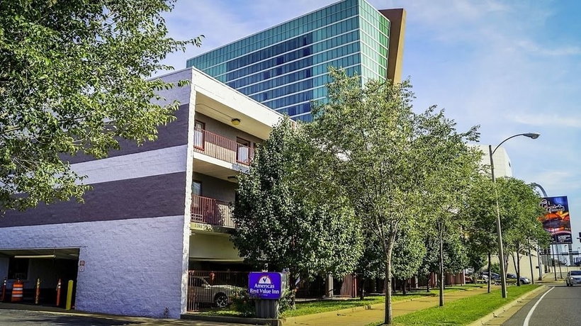 Imagen general del Hotel Americas Best Value Inn St. Louis Downtown. Foto 3