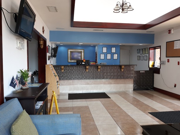 Imagen de los interiores del Hotel Americas Best Value Inn Stockbridge. Foto 17