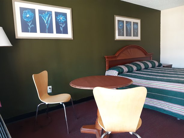 Imagen de la habitación del Hotel Americas Best Value Inn Stockbridge. Foto 7