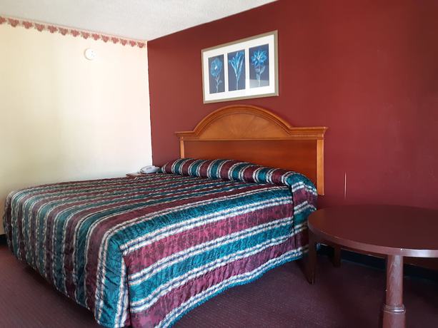 Imagen de la habitación del Hotel Americas Best Value Inn Stockbridge. Foto 14