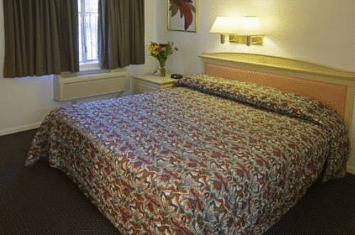 Imagen de la habitación del Hotel Americas Best Value Inn Thousand Oaks. Foto 3