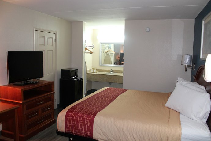 Imagen de la habitación del Hotel Americas Best Value Inn Tuscaloosa. Foto 13