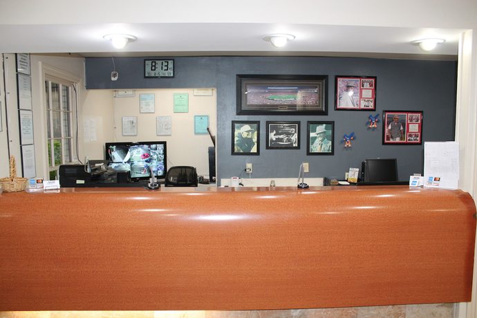 Imagen de los interiores del Hotel Americas Best Value Inn Tuscaloosa. Foto 17