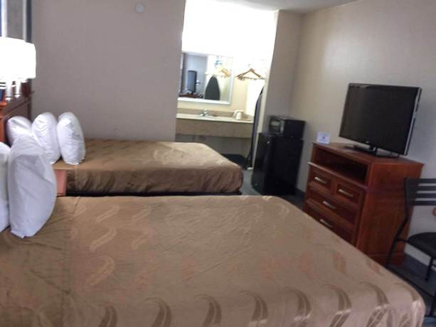 Imagen de la habitación del Hotel Americas Best Value Inn Tuscaloosa. Foto 15
