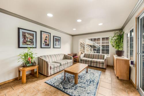 Imagen general del Hotel Americas Best Value Inn - Ukiah. Foto 7