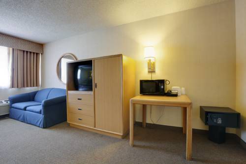 Imagen de la habitación del Hotel Americas Best Value Inn Visalia. Foto 7