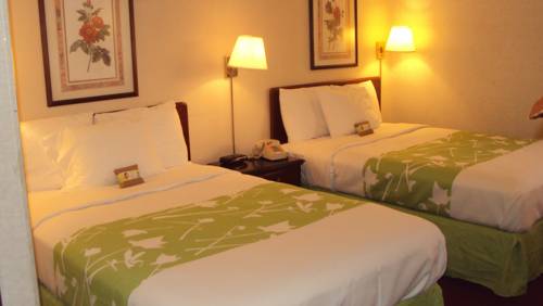 Imagen de la habitación del Hotel Americas Best Value Inn Warrenton. Foto 9