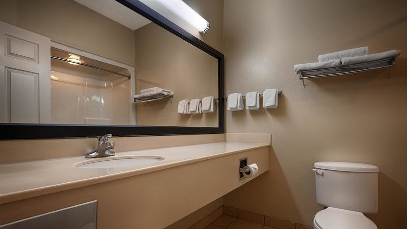 Imagen de la habitación del Hotel Americas Best Value Inn Wiggins. Foto 6