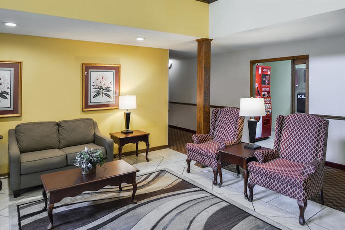 Imagen de los interiores del Hotel Americas Best Value Inn Wiggins. Foto 19