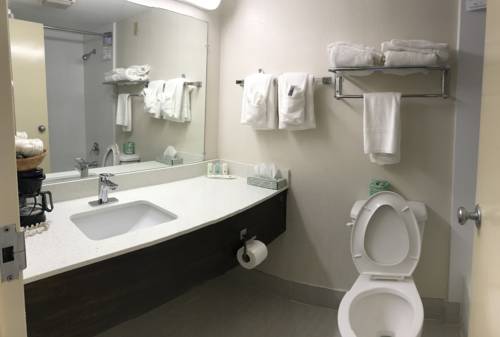 Imagen de la habitación del Hotel Americas Best Value Inn Winston-Salem. Foto 12