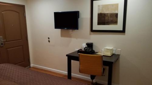 Imagen general del Hotel Americas Best Value Inn & Suites Escondido. Foto 2