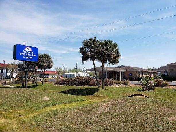 Imagen general del Hotel Americas Best Value Inn & Suites Foley Gulf Shores. Foto 1