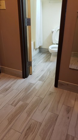 Imagen de la habitación del Hotel Americas Best Value Inn & Suites Foley Gulf Shores. Foto 18