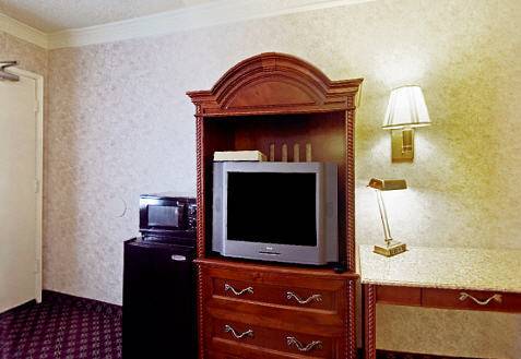 Imagen de la habitación del Hotel Americas Best Value Inn & Suites - Fontana. Foto 9
