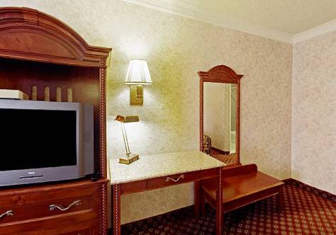 Imagen de la habitación del Hotel Americas Best Value Inn & Suites - Fontana. Foto 10