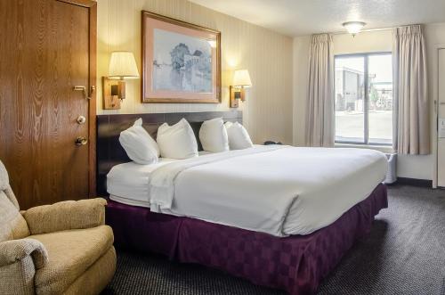 Imagen de la habitación del Hotel Americas Best Value Inn & Suites Ft Collins E at I-25. Foto 12
